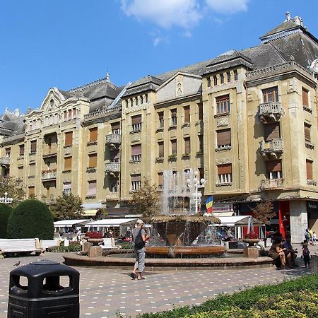 טימישוארה Ultra-Central Apartment In The Loffler Palace מראה חיצוני תמונה